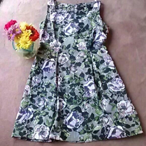 Apt. 9 Dress  - Picture 1 of 6